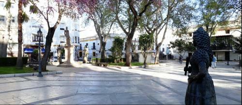 Apartamento Puerta Alameda Suites