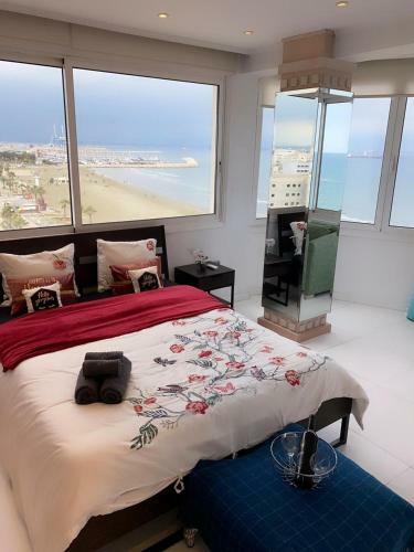 Apartamento Larnaca Seaview Rooms