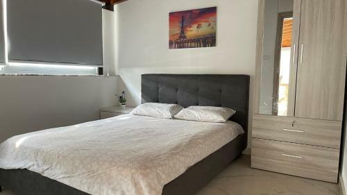Dasaki Beach Villa - On Seafront