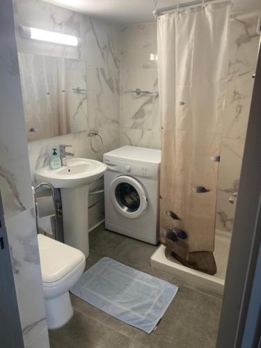 Alex Beach Apartment 503