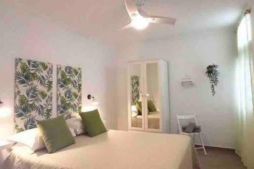 C�ntrico Apartamento Con Terraza, Parking Y Wifi