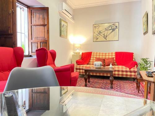 Apartamentos Patio De Santa Mar�a