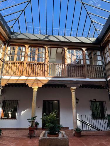 Apartamentos Patio De Santa Mar�a