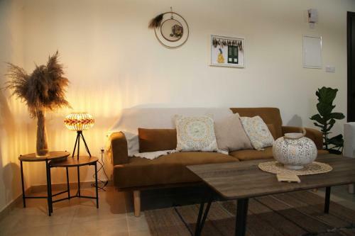 Artista Roustik Apartment