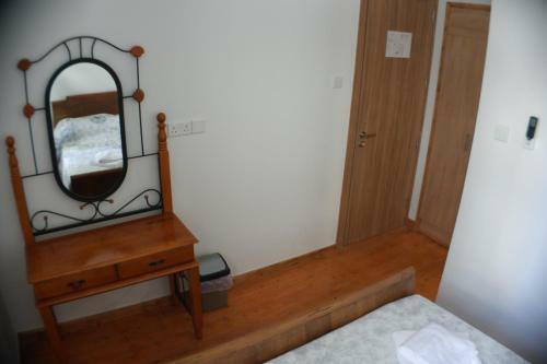 Hostal Harrys Inn Guesthouse