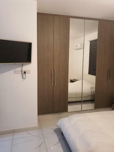 Immaculate 2-bed Apartment In Larnaca