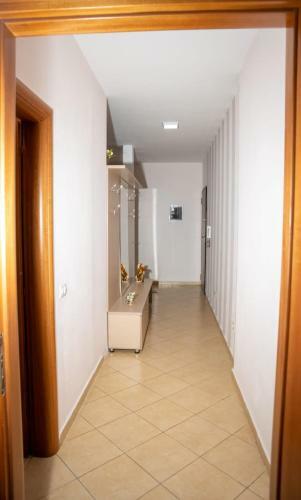 Colombo's Apartment