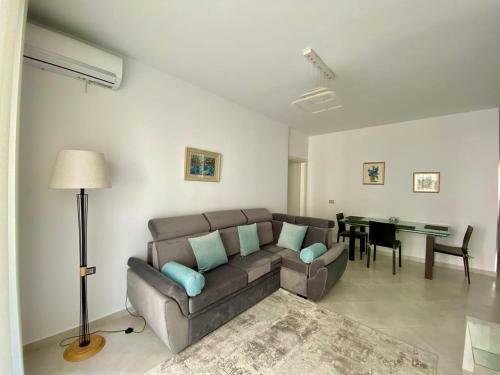 Apartments 3 Room Lara