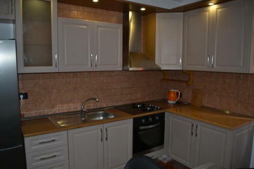 Kela's Central 5 Bd Apartment