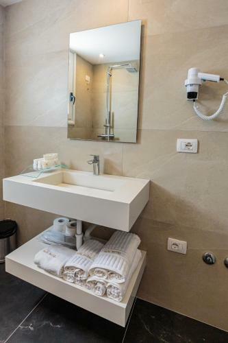 Real Hotel