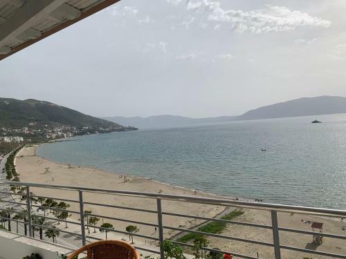 Sea La Vie Apartment