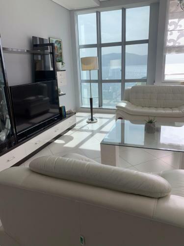 Sea La Vie Apartment