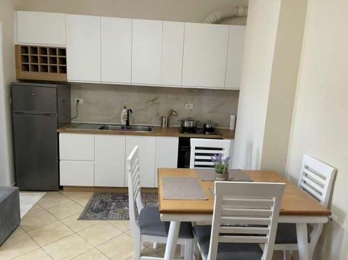 Joni Apartment
