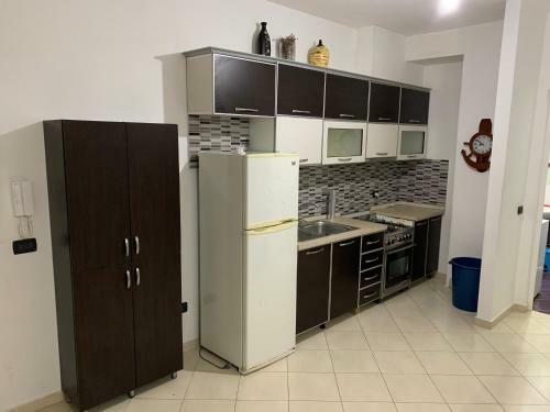Apartamento Olympe Mavrov�