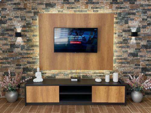 Eka Luxury Two-bedroom Seaview Apartment
