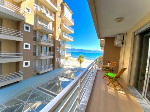 Eka Luxury Two-bedroom Seaview Apartment