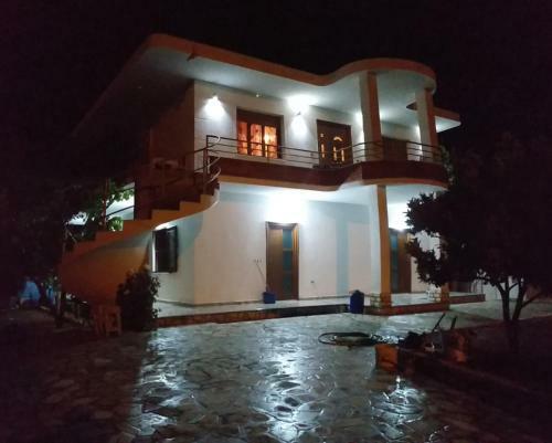 Hostal Dion Apartments