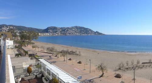 Apartamento Castell Joncar 3