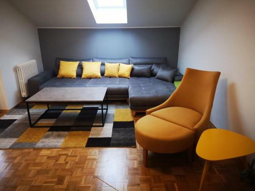 Apartment Dru?tveni Dom II