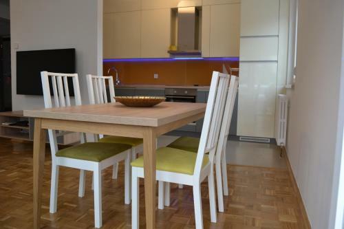 Apartment Dru?tveni Dom II
