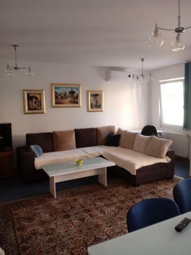 Apartment Amra Stup