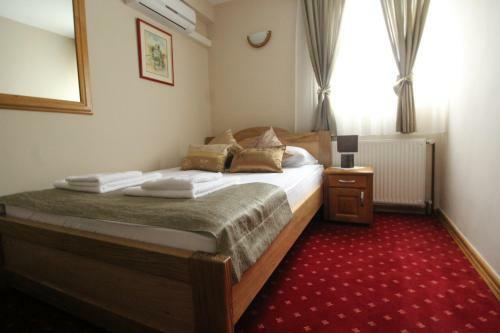 Hotel Pansion Stari Grad