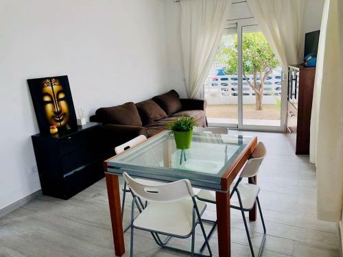 Magn�fica Casa Con Jard�n Y Barbacoa En Roses