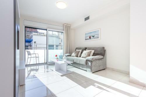 Apart-rent Apartamento Francesc Macia 1a