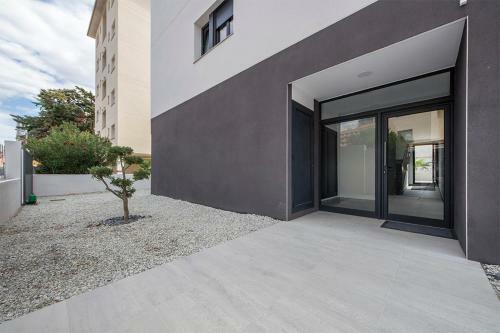 Apartamento Moderno Con Piscina Y Parking Cerca de La Playa