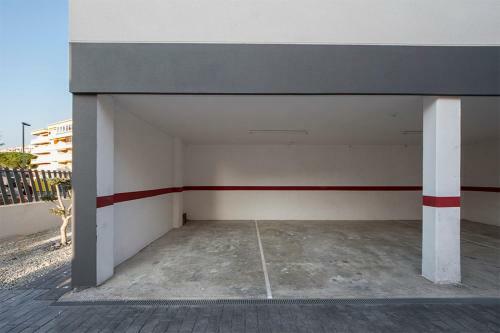 Apartamento Moderno Con Piscina Y Parking Cerca de La Playa