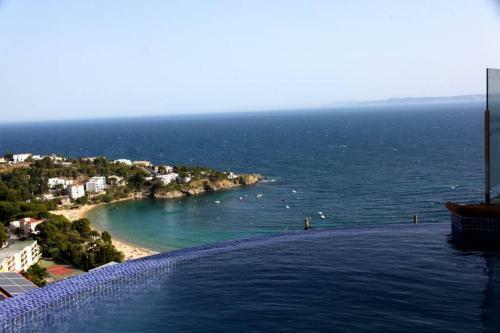 Villa Unbelievable View