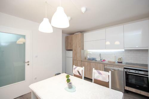 Apartment Kalemova