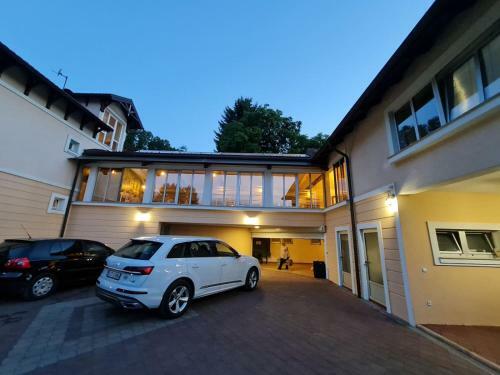 Great Lane House