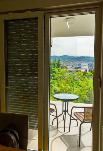 New Panorama Apartment In City-centre