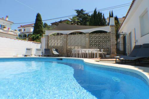 Agi Villa Grecs
