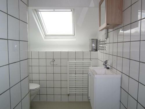 Cozy Holiday Home In Spijk With Meadow View