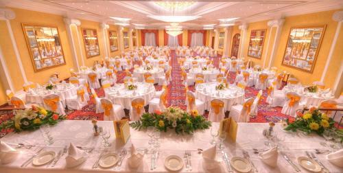 Grand Hotel