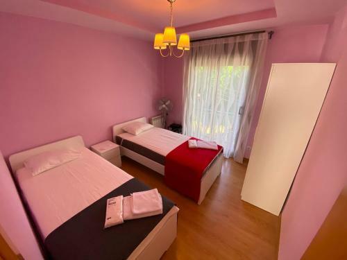 Entire New Apartment 20' From Barcelona
