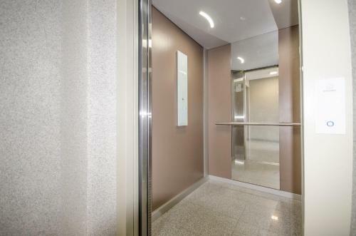 Kings View Apartment