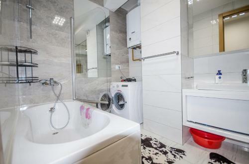 Kings View Apartment