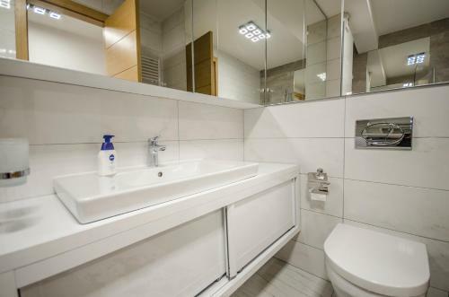 Kings View Apartment