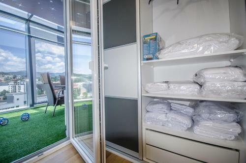 Kings View Apartment