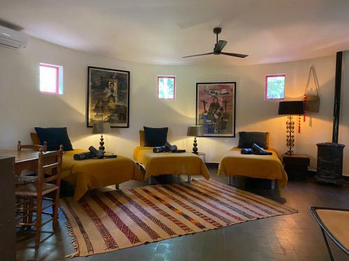 Hostal El Botanico De Sagra