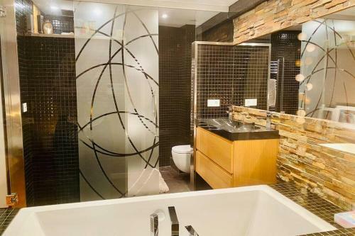 Apartamento Morri�a Coru�a-galicia, 50m de La Playa