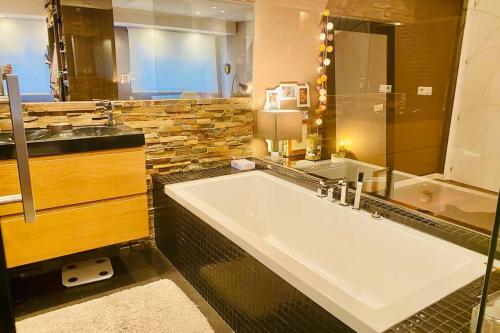 Apartamento Morri�a Coru�a-galicia, 50m de La Playa