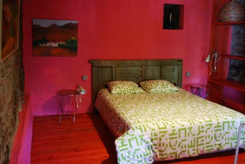 Apartamento Mil Madre�as Rojas