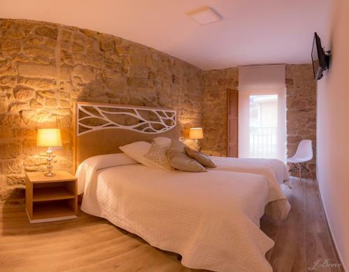 Agroturismo La Casona De Al�tiz & Bodega