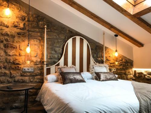 Agroturismo La Casona De Al�tiz & Bodega
