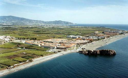 Apartamento A 150 Metros Del Mar, Parking Y Wifi