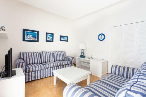 Frontline Beach Apartment